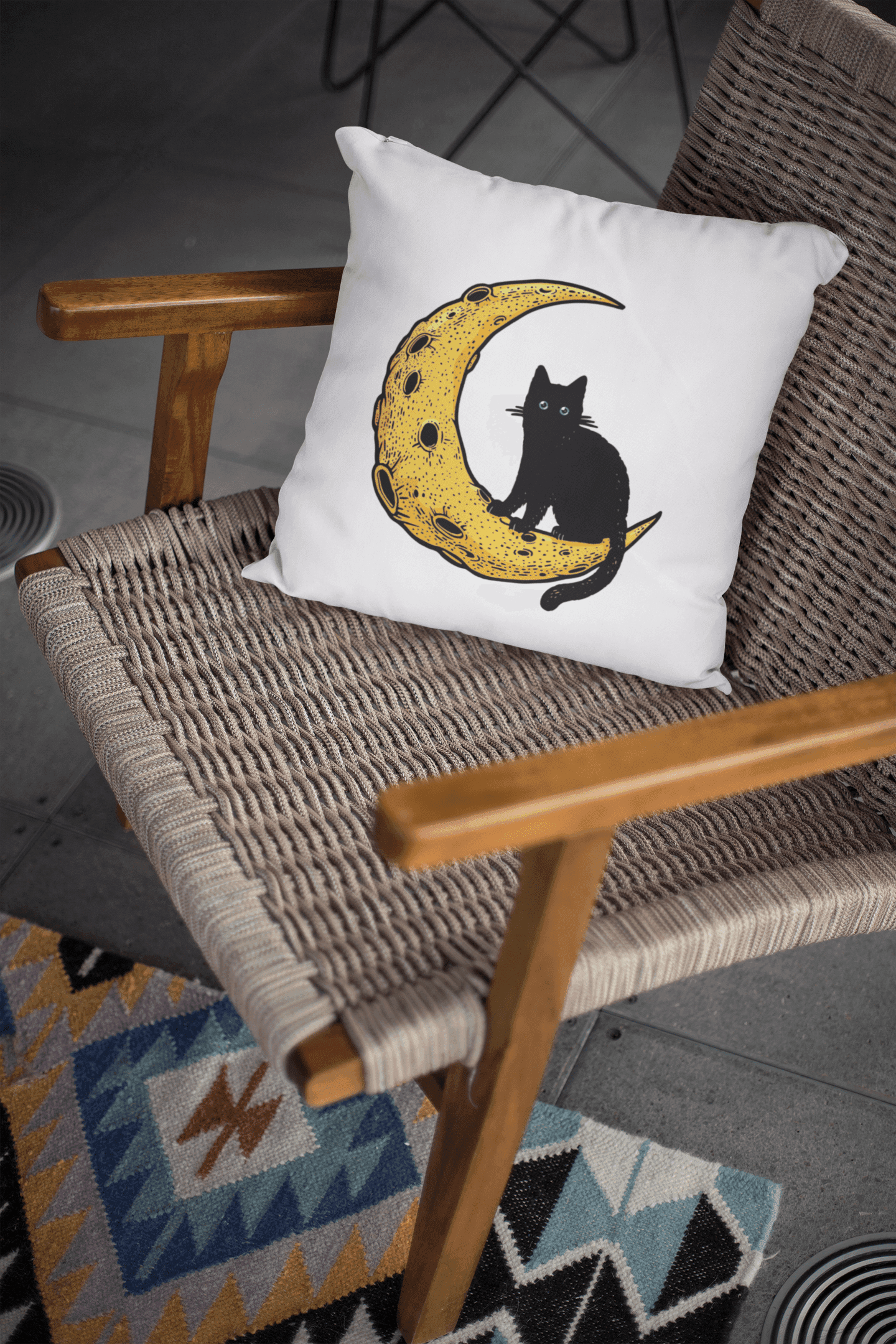 cat moon polstar min