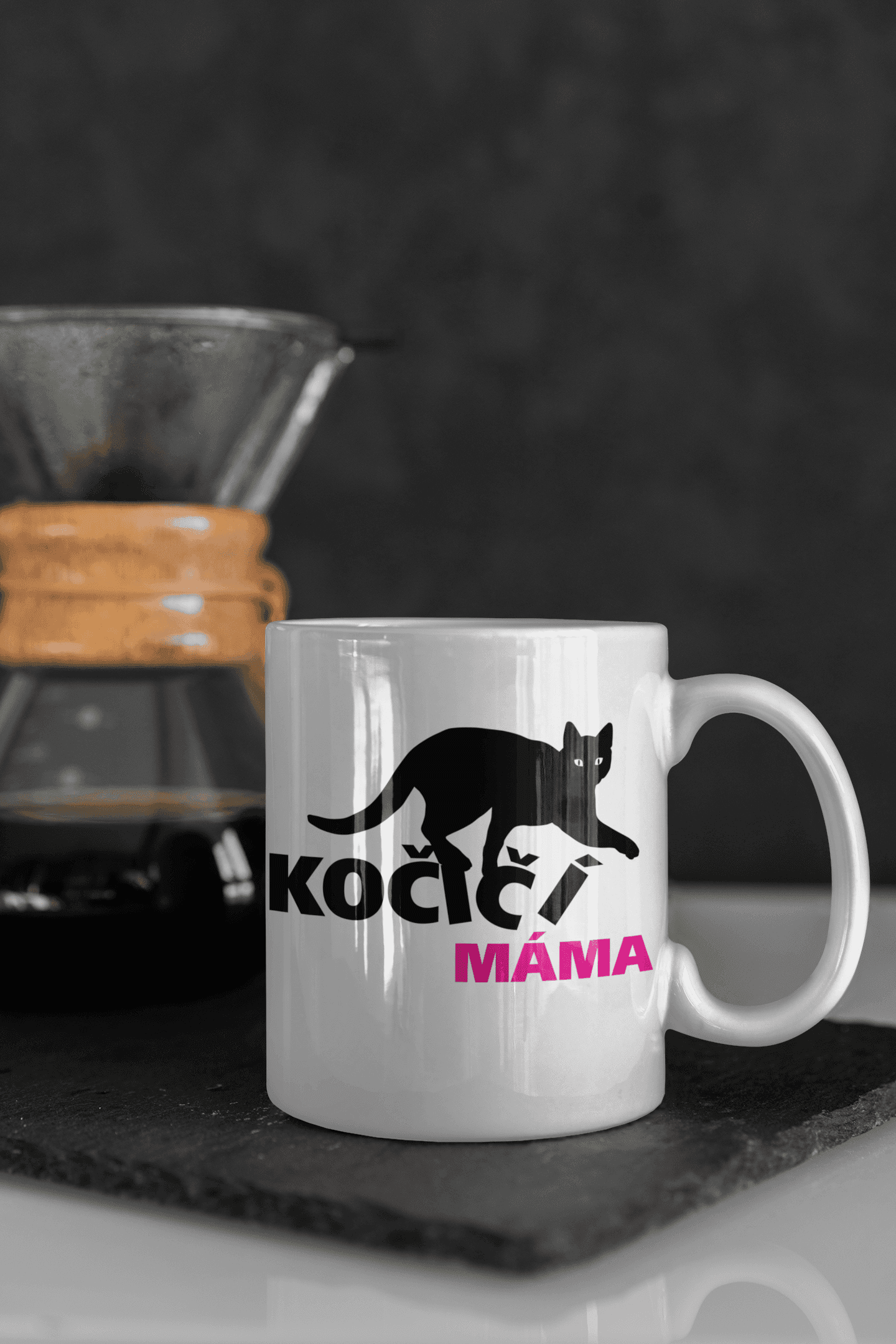 kocici mama hrnek min